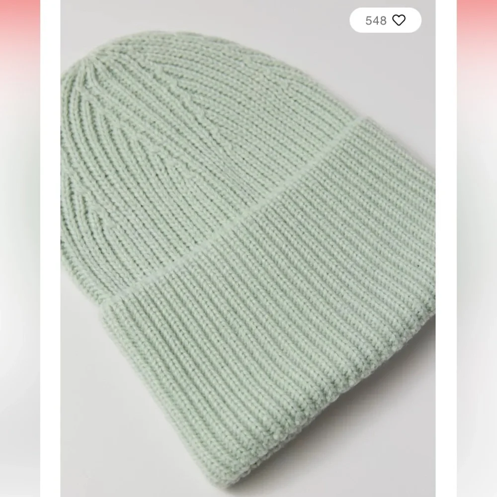 UO Khloe Ribbed Beanie in Ivory